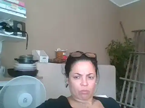 Snapshot of ITALIANASISIXX chatting on July 22, 2026, 8:27 am ITALIANASISIXX online show from July 22, 2026, 8:27 am