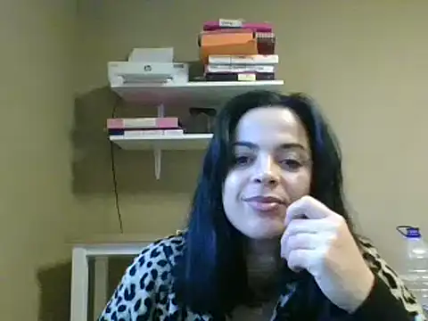 ITALIANASISIXX online show from December 1, 2025, 8:59 am