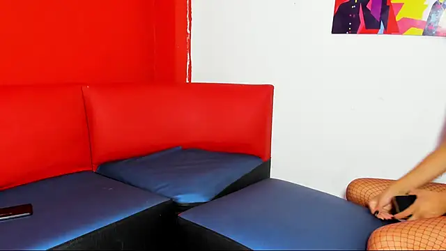 Snapshot of TotalgrupDESTRUCTION chatting on November 27, 2025, 7:47 pm TotalgrupDESTRUCTION online show from November 27, 2025, 7:47 pm