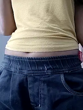 Snapshot of Ruhi_07 chatting on January 17, 2026, 4:16 am Ruhi 07 online show from January 17, 2026, 4:16 am