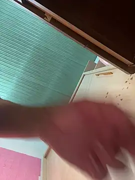 Rose 194 online show from April 21, 2026, 3:57 am