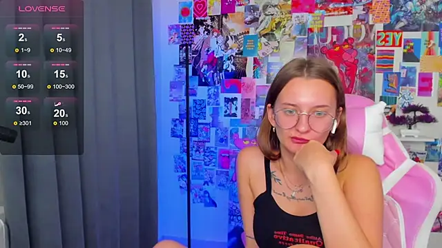 Maryyy May online show from October 8, 2025, 9:22 am