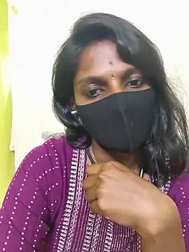 Snapshot of Honey_rosetamil chatting on June 24, 2026, 3:32 pm Honey rosetamil online show from June 24, 2026, 3:32 pm