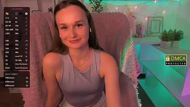 Lara Vest online show from October 2, 2025, 8:23 pm