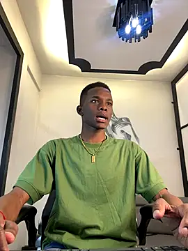 Brycce santos online show from October 8, 2025, 1:12 pm