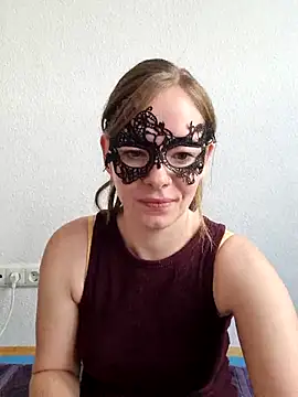 Snapshot of Squirtingcouple9094 chatting on October 30, 2025, 7:50 am Squirtingcouple9094 online show from October 30, 2025, 7:50 am