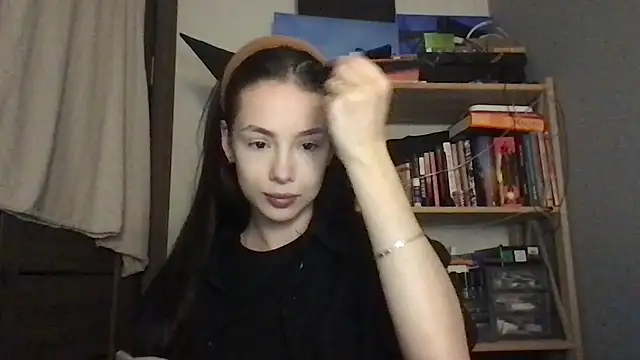 Snapshot of Yuna5343 chatting on November 25, 2025, 8:09 pm Yuna5343 online show from November 25, 2025, 8:09 pm