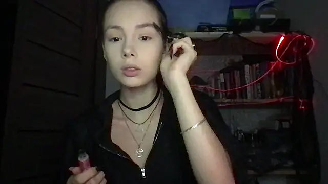 Snapshot of Yuna5343 chatting on October 31, 2025, 7:21 pm Yuna5343 online show from October 31, 2025, 7:21 pm