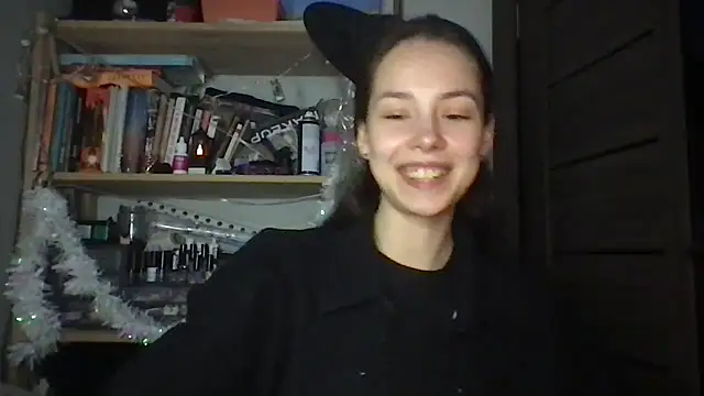 Yuna5343 online show from January 6, 2026, 8:24 pm