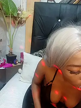 Juicy Candy-Reloaded online show from April 16, 2026, 10:12 pm