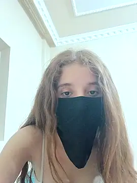 Snapshot of Arora07 chatting on September 17, 2025, 11:29 pm Arora07 online show from September 17, 2025, 11:29 pm