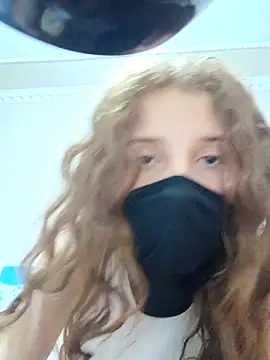 Snapshot of Arora07 chatting on October 5, 2025, 1:18 am Arora07 online show from October 5, 2025, 1:18 am