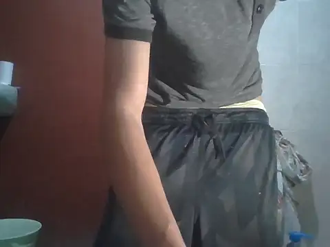 Snapshot of chicooxx chatting on October 3, 2025, 5:53 am chicooxx online show from October 3, 2025, 5:53 am