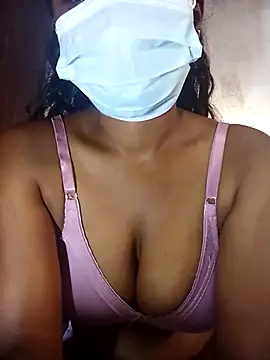 MickMicky online show from October 13, 2025, 1:40 am