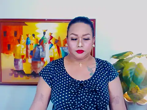 EmmaKantutera online show from June 7, 2026, 5:18 pm