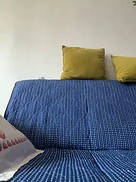 seenu2101 online show from April 22, 2026, 7:48 am