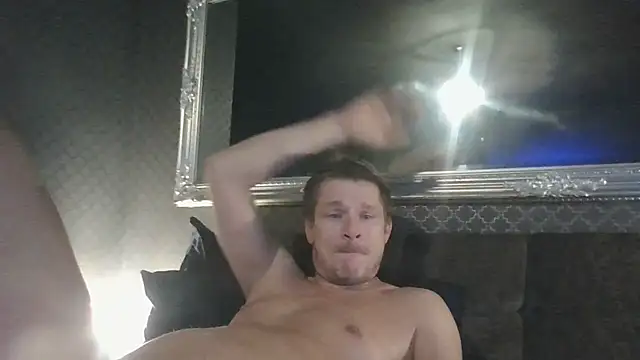 Snapshot of davenudistplaypalace chatting on November 2, 2025, 12:48 am davenudistplaypalace online show from November 2, 2025, 12:48 am