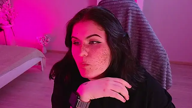 Dark Shine online show from February 4, 2026, 8:48 pm