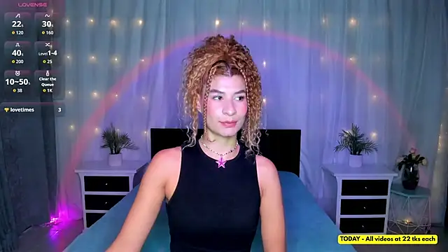 Evolet Bee online show from April 13, 2026, 1:48 pm