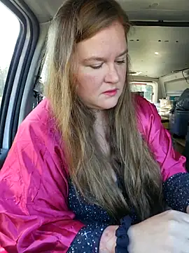 Snapshot of Love86Emily chatting on November 3, 2025, 3:48 pm Love86Emily online show from November 3, 2025, 3:48 pm