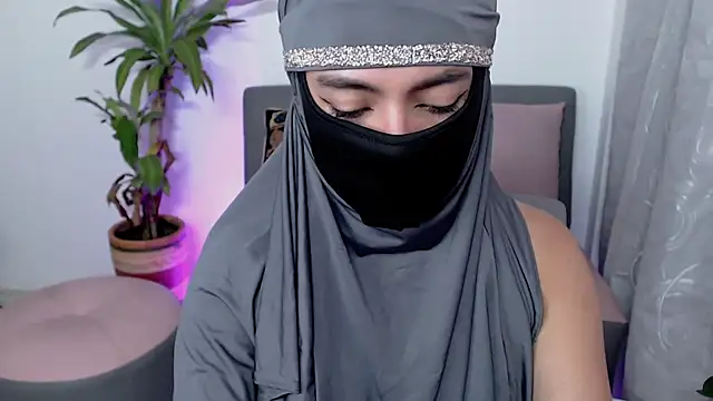 jade nassar online show from September 15, 2025, 4:18 pm