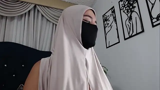 jade nassar online show from September 10, 2025, 11:48 pm