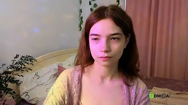 Evi Brook online show from October 4, 2025, 11:34 am