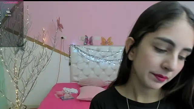 Snapshot of sofi_san chatting on October 27, 2025, 2:29 pm sofi san online show from October 27, 2025, 2:29 pm