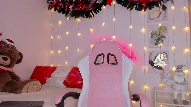 Nataly evans18 online show from December 16, 2025, 6:28 am