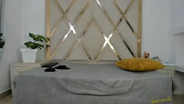 Snapshot of arielasm chatting on November 11, 2025, 12:55 pm arielasm online show from November 11, 2025, 12:55 pm