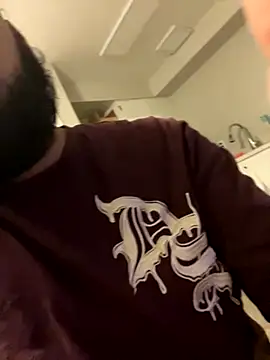 Snapshot of Bbrn69official chatting on December 5, 2025, 2:43 am Bbrn69official online show from December 5, 2025, 2:43 am