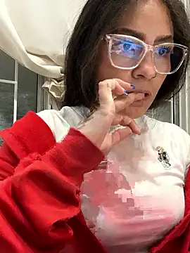 Snapshot of Alyha_Cortes chatting on November 15, 2025, 12:36 am Alyha Cortes online show from November 15, 2025, 12:36 am