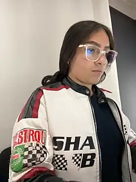 Snapshot of Alyha_Cortes chatting on October 25, 2025, 3:28 am Alyha Cortes online show from October 25, 2025, 3:28 am