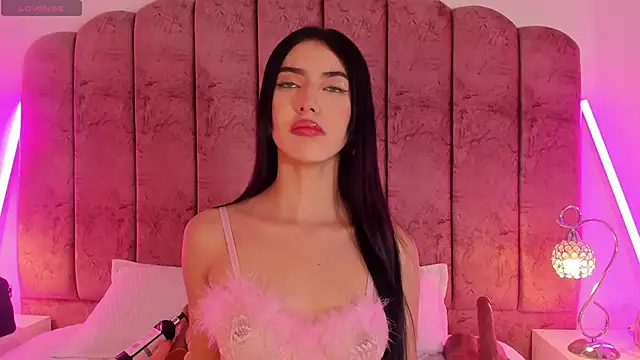 Snapshot of ValeskaZuev1 chatting on October 12, 2025, 7:15 pm ValeskaZuev1 online show from October 12, 2025, 7:15 pm