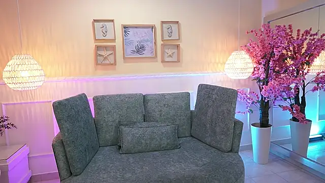 Snapshot of LoonaNyx chatting on September 11, 2025, 11:32 am LoonaNyx online show from September 11, 2025, 11:32 am