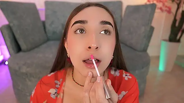 Snapshot of LoonaNyx chatting on September 23, 2025, 11:39 am LoonaNyx online show from September 23, 2025, 11:39 am