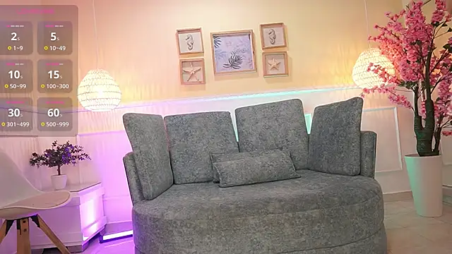 Snapshot of LoonaNyx chatting on September 18, 2025, 11:35 am LoonaNyx online show from September 18, 2025, 11:35 am