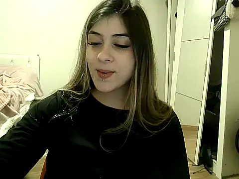 Becca B online show from June 6, 2026, 9:53 pm