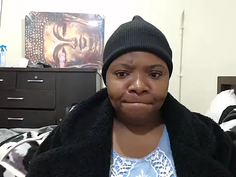 VoluptuousXX5 online show from November 11, 2025, 7:47 am