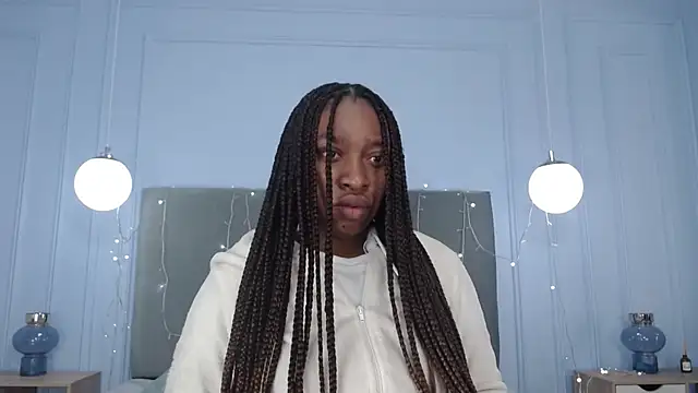 Snapshot of NatashaSilver chatting on September 18, 2025, 2:31 pm NatashaSilver online show from September 18, 2025, 2:31 pm