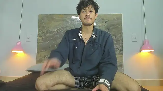 DimitriDeluxe online show from December 14, 2025, 12:33 pm