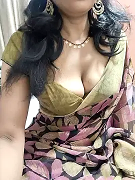 Snapshot of Shalu_G chatting on February 27, 2026, 2:28 pm Shalu G online show from February 27, 2026, 2:28 pm