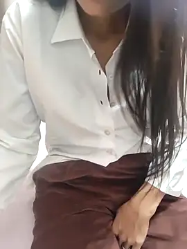 Snapshot of Shalu_G chatting on January 15, 2026, 2:15 am Shalu G online show from January 15, 2026, 2:15 am