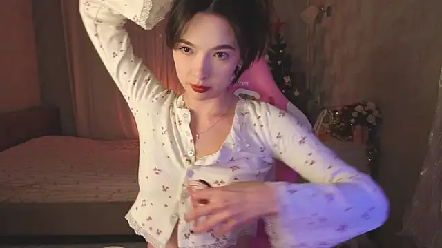 yuna sunshy online show from February 12, 2026, 11:59 pm