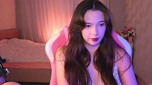 Snapshot of yuna_sunshy chatting on May 14, 2026, 12:18 am yuna sunshy online show from May 14, 2026, 12:18 am