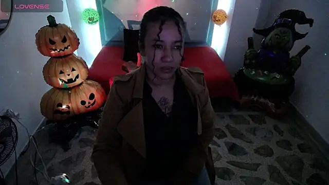 Snapshot of michel_rous_ chatting on October 29, 2025, 11:53 am michel rous online show from October 29, 2025, 11:53 am