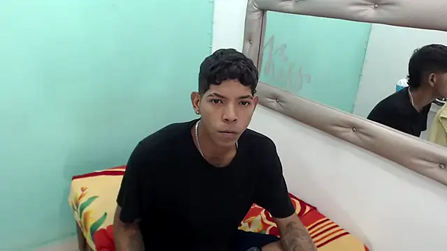Snapshot of kloe_matias chatting on September 25, 2025, 1:55 am kloe matias online show from September 25, 2025, 1:55 am