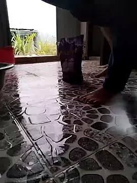 Lyanh13 online show from February 3, 2026, 5:38 am