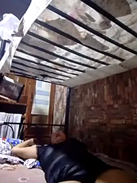 SexyHottMom online show from October 25, 2025, 11:31 am