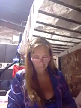 SexyHottMom online show from November 14, 2025, 1:37 pm